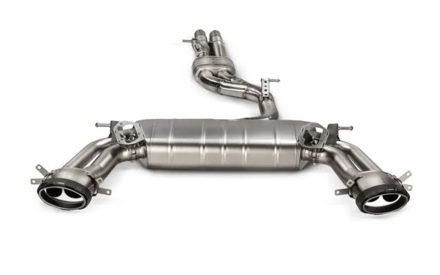 Akrapovič Evolution Line Titanium — Audi RS3 8Y